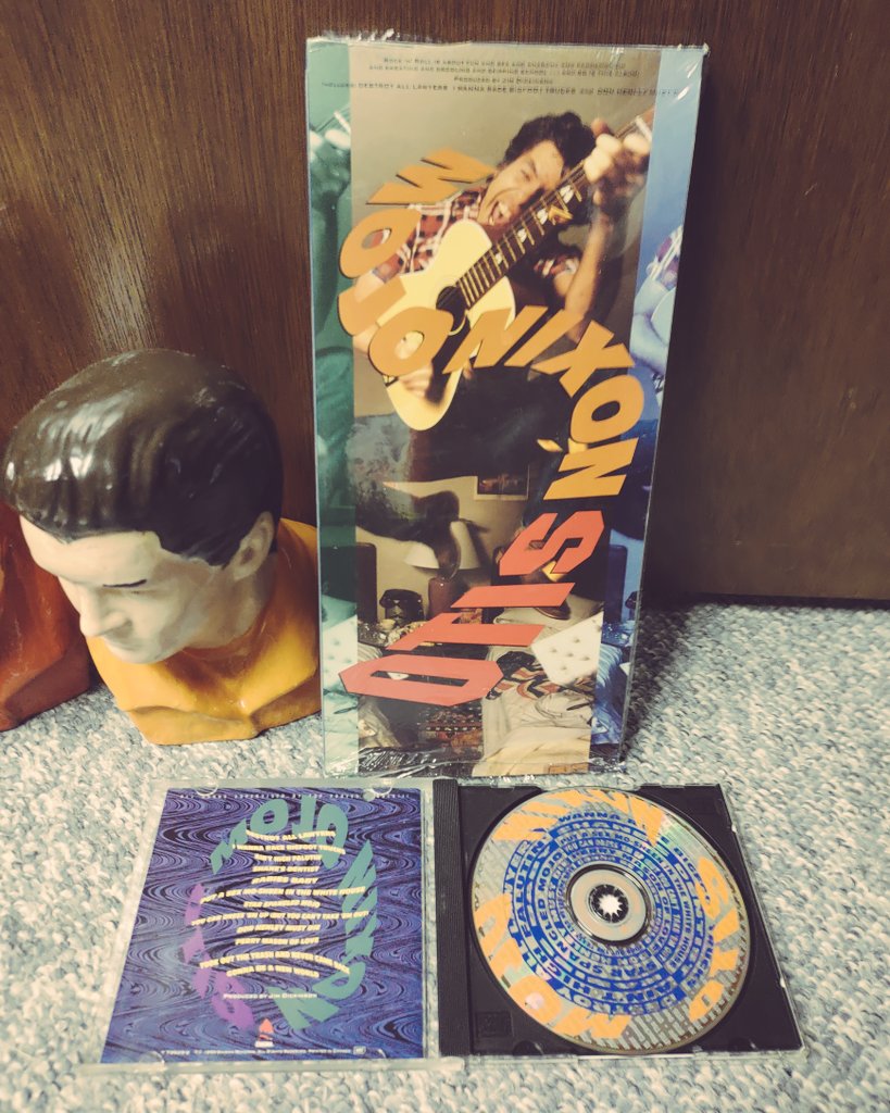 MojoNixonWorldE's tweet photo. #cdlongbox #WaybackWednesday @EnigmaRecords https://t.co/GUHTLheGN6