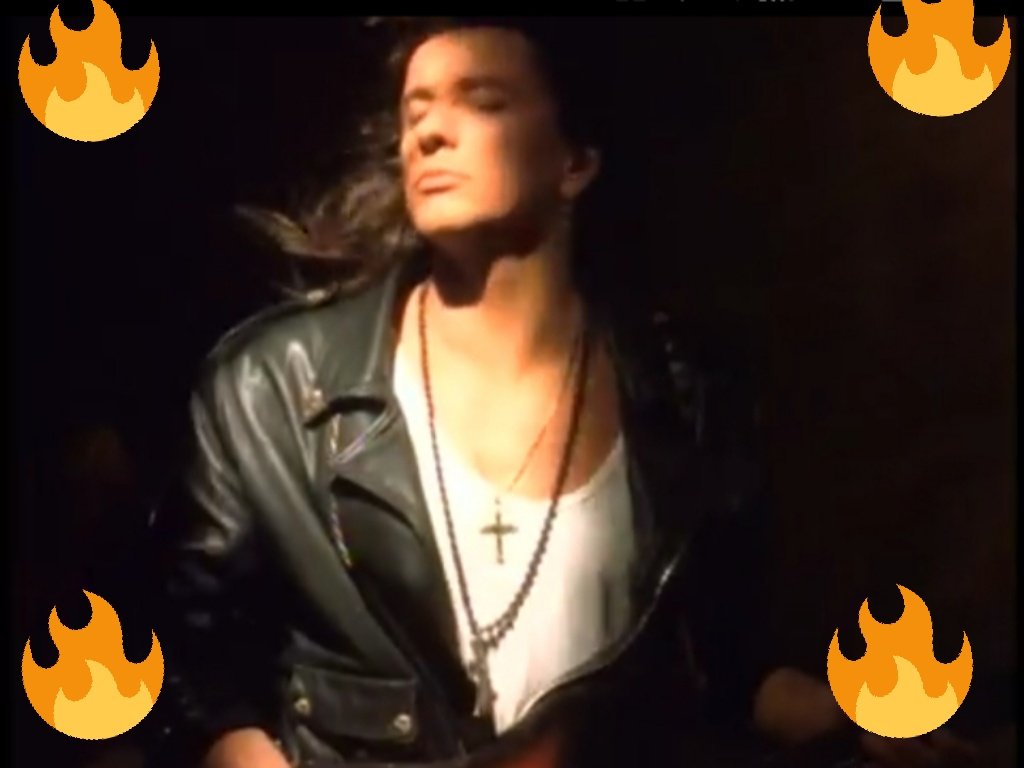 MilenaBolzani's tweet photo. #onelightburning
#strangerinthistown
@SamboraItalia
@TheRealSambora
(Pics from video) https://t.co/mpnwkhEG0Q