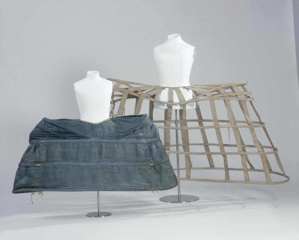 In form and function these hoop skirts were similar to the 16th- and 17th-century farthingale and to 18th-century panniers, in that they too enabled skirts to spread even wider and more fully.
