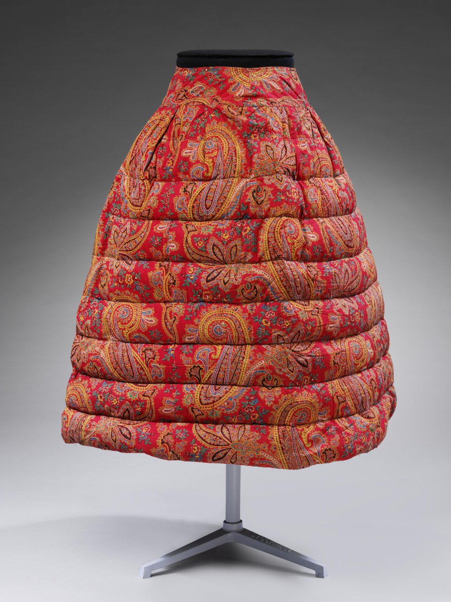 One alternative to horsehair crinoline was the quilted petticoat stuffed with down or feathers, such as that reportedly worn in 1842 by Lady Aylesbury. However, quilted skirts were not widely produced until the early 1850s.