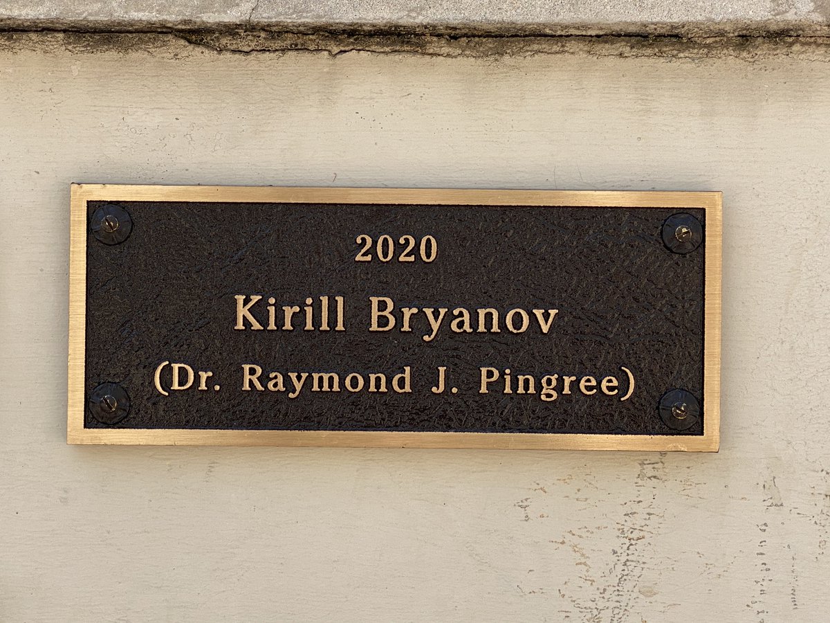 ManshipSchool's tweet photo. Check out our new Ph.D. plaque installation! We are so happy to honor our recent doctoral graduate @KBryanov  with his very own plaque on our beautiful terrace. And shout out to his dissertation adviser, @pingree! Congratulations again, Dr. Bryanov! 🎉 #ManshipMade https://t.co/B4oncL7TyO
