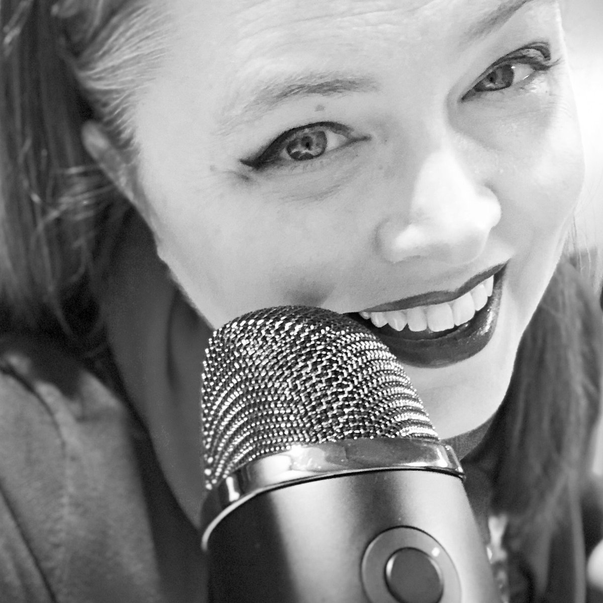 sarlabeth's tweet photo. Today was amazing. My job is amazing. This podcast is exploding with outrageous humans, and I am so honored to be your hostess. #liveoutrageously https://t.co/gPIBfgmC3f