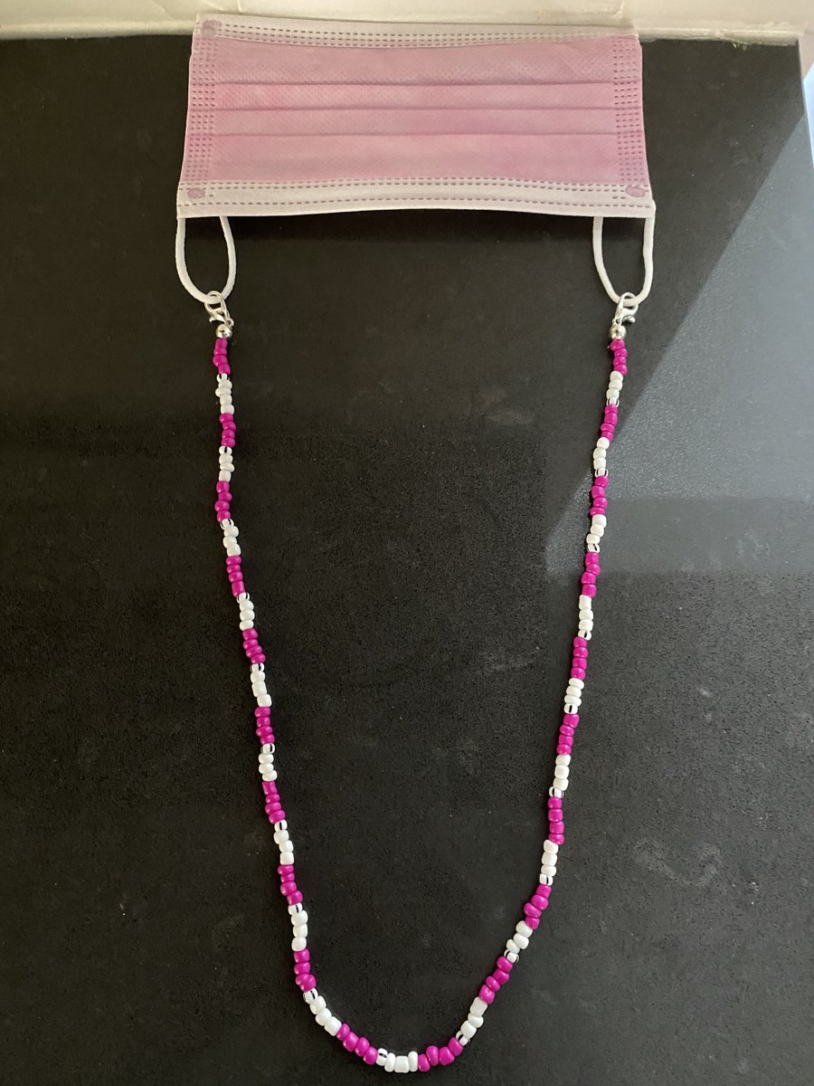 Emily_Matles's tweet photo. Treat yourself this Holiday Season. Accessorize the new normal and get a mask chain for any occasion! https://t.co/Sp77PNM3w3