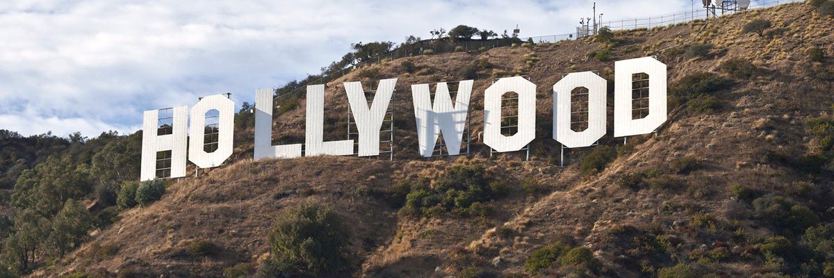 Холливуд программа. Голливуд. Знак Голливуда Эстетика. Behind Hollywood sign at Night.