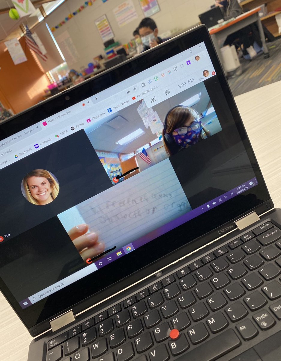 briennekelly's tweet image. #TurnAndTalk looks a liiiiiitttleeeee bit different nowadays! They rocked their vocabulary review chats. #TechGeniuses #D12Inspires