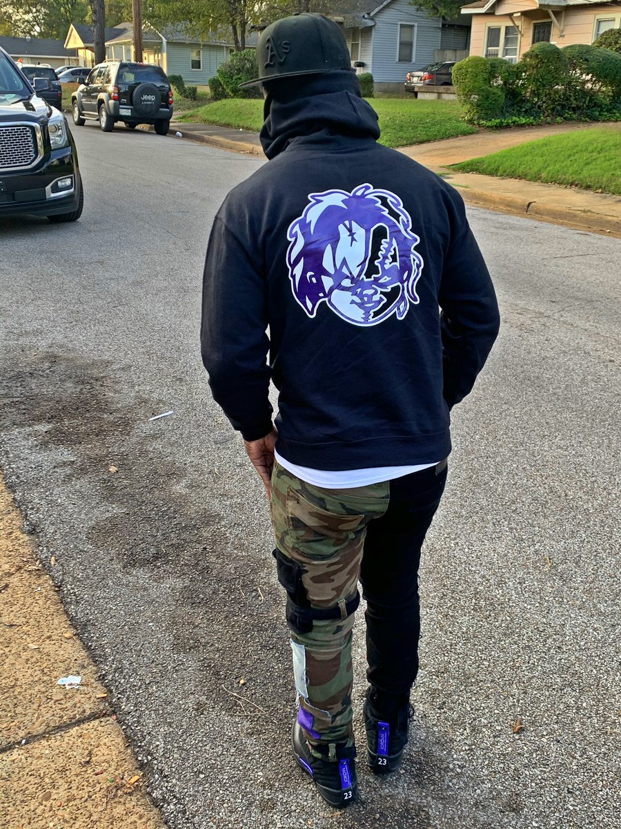 Nolove_4's tweet photo. It cost ZERO DOLLARS to share ❗️💪🏽Help me build my Brand 💰🏃🏾‍♂️ P.S If I get Enough Shares or Likes Imma Gone Drop The Real Fire 🔥 Clothing 💪🏽 #RETWEEET https://t.co/PmuE2qKGOO