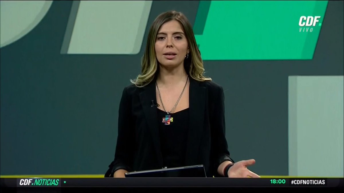 DanielFigueroaP's tweet photo. @verobianchi89 en tarde de martes #CDFNoticias https://t.co/vvFiqMrMLk