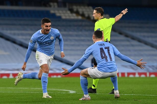 Globl_Football's tweet photo. Man City are feasting on this International Break🔥

•Ruben Dias brace
• Ferran Torres Hat Trick
•KDB goal and assist
•A Mahrez beauty 
•Phil Foden 2 goals and an assist
•Ederson Clean Sheet
•Kyle Walker clean sheet
•Gabriel Jesus assist
•Rodri goal

We’re unmatched https://t.co/tKL5T164mS