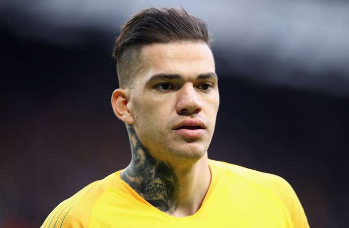 Globl_Football's tweet photo. Man City are feasting on this International Break🔥

•Ruben Dias brace
• Ferran Torres Hat Trick
•KDB goal and assist
•A Mahrez beauty 
•Phil Foden 2 goals and an assist
•Ederson Clean Sheet
•Kyle Walker clean sheet
•Gabriel Jesus assist
•Rodri goal

We’re unmatched https://t.co/tKL5T164mS