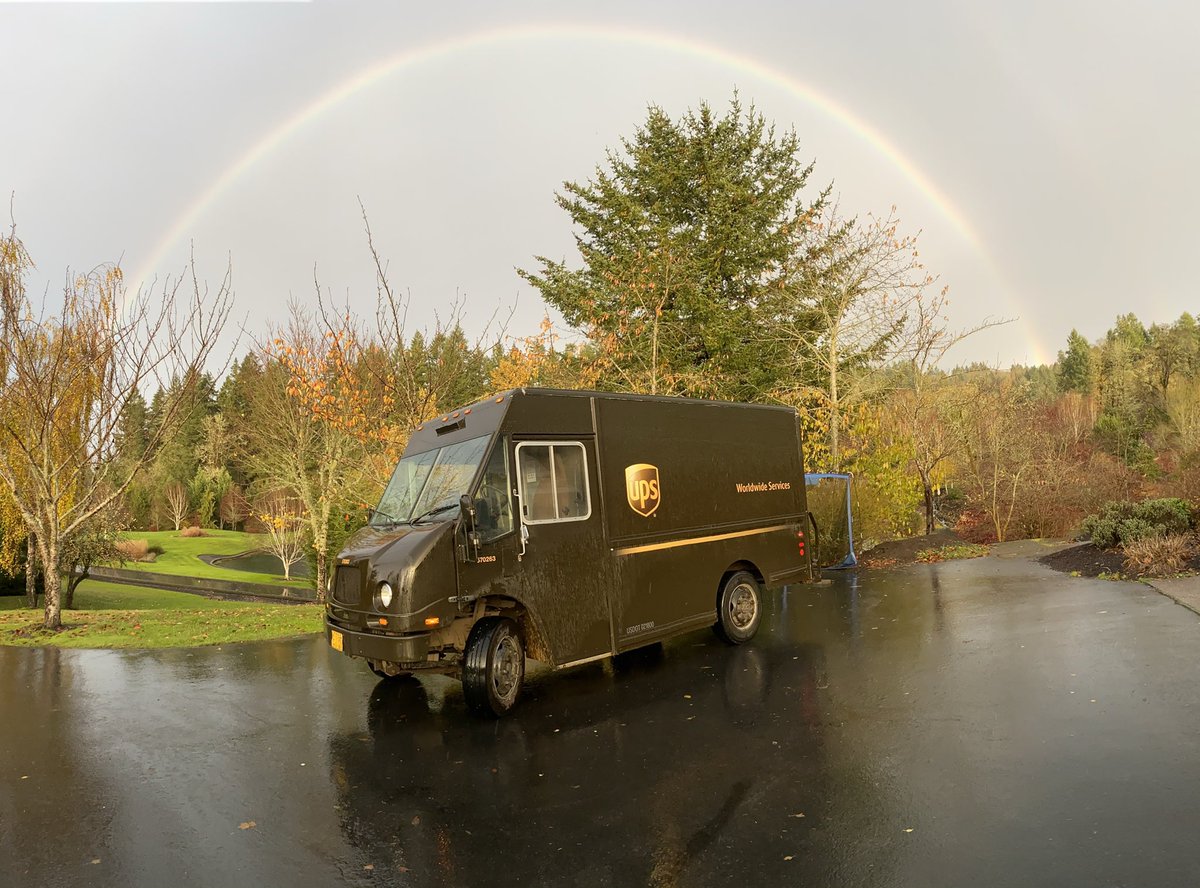 Turned around after making a delivery to see a perfect rainbow over my truck. #UPS #UPSERS #Teamsters #oregonrain @UPS @NorthwestUPSers @UPSers @Teamsters