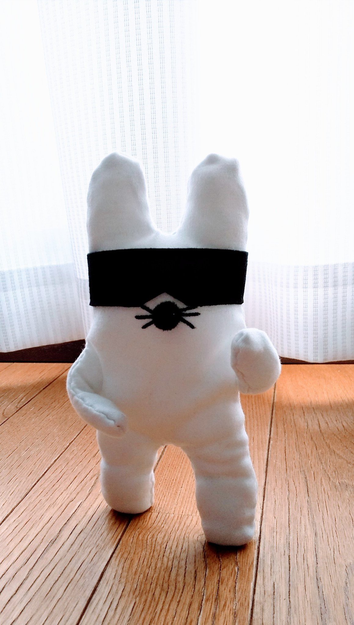 クリネちゃんとタマゴあざらし 呪術廻戦の五条悟の真似をしてmr マリックと化したモンローq モンローq オリジナルキャラクター ぬいどり ぬい撮り 無意味なことがすき 五条悟