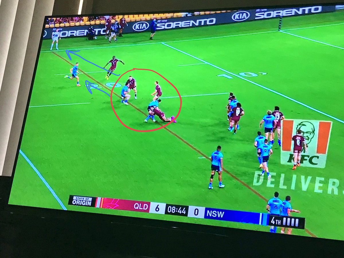Cleary does nothing to invite Crichton as a hole runner/use him as a block play.... or take advantage of the extra man Tupou wide. Another great attacking chance ruined.