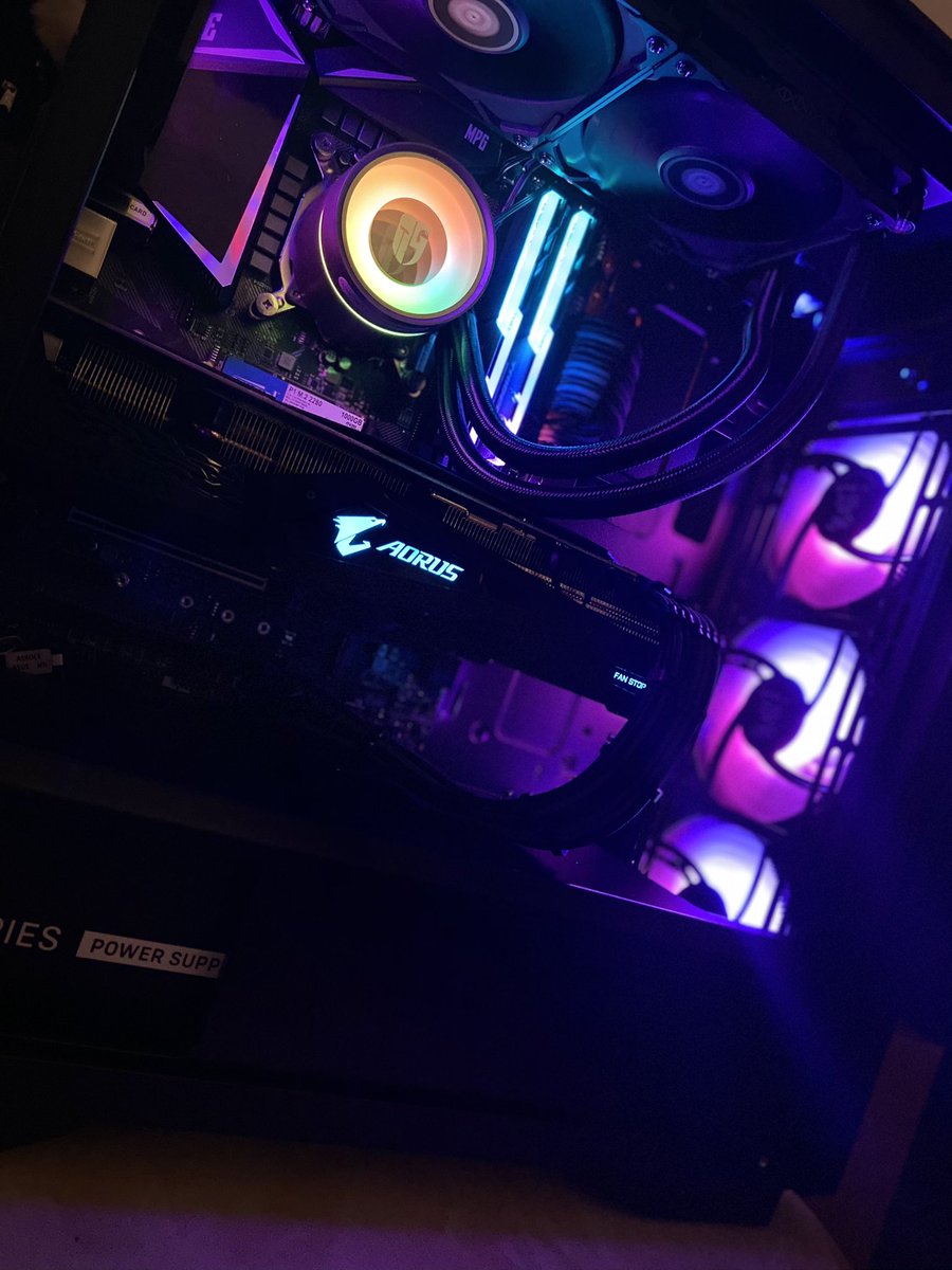 BeastBuilds's tweet photo. Another Beautiful build done for my boy @SkiddSZN! ๐ฅ๐คฉ
โ
Hit Me Up Now For A PC Build!
Fill Out Form: https://t.co/O3uNgh67w0
Tags: #PCBuild #ColdWar #GamingPC #NeedaPC #PCMR #gamingcommunity #pcgaming https://t.co/ebv92PEeZ6