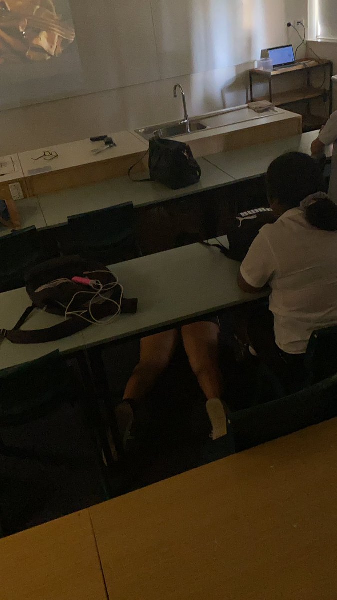 hotasballsacks's tweet photo. sammy brah playing on her iPhone 11 #rediPhone https://t.co/s6nTw0r1TK