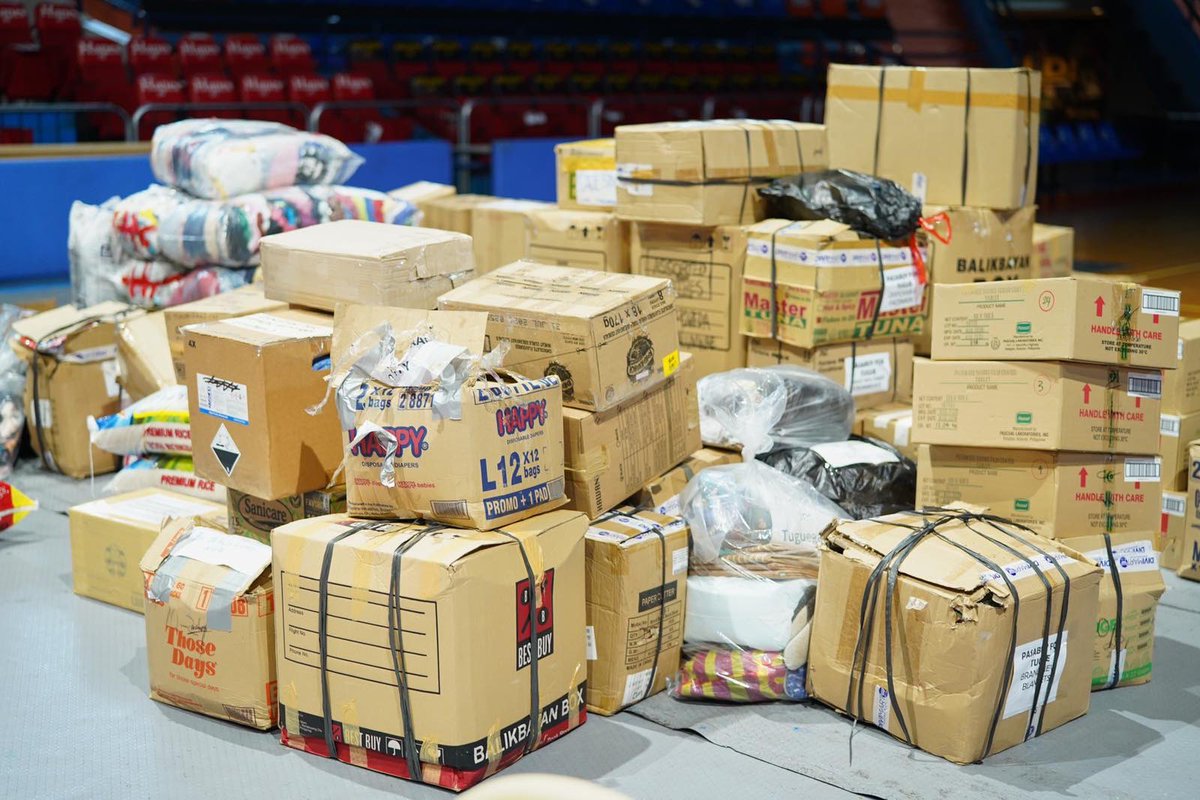 Volleyball Community Gives Back tweet media