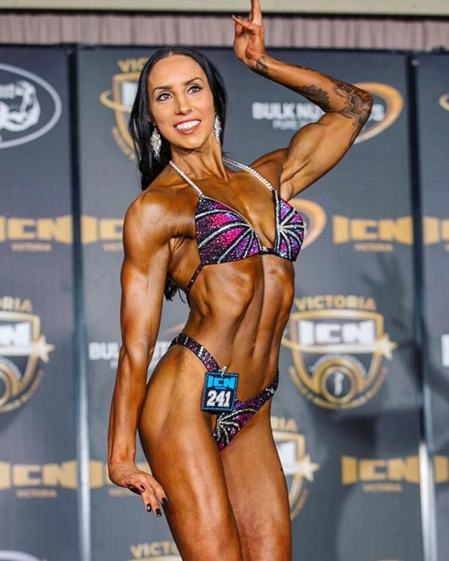 MuscleDazzle's tweet photo. Striking @simi.collins striking a beautiful pose on the figure stage! π₯ π₯ π₯
https://t.co/yJoBOHKK75
#muscledazzle #figuresuit #posingsuit #figurecompetitor #inbabikini #ifbb #10weeksout #fitnessjourney #ifbbespaΓ±a #npccompetitor #npcfigurecompetitor #npcbikinimasters https://t.co/qLxwBE4R8N