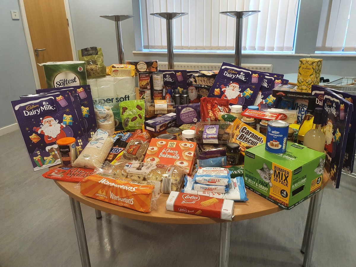 JusticePrince's tweet photo. Generosity, #MyNeighbours supporting others less fortunate than themselves. Why not get involved and make a real difference. Thanks @ProfSallyBrown @RacePhil for organising collections for JP food hampers https://t.co/A9zyg670CS