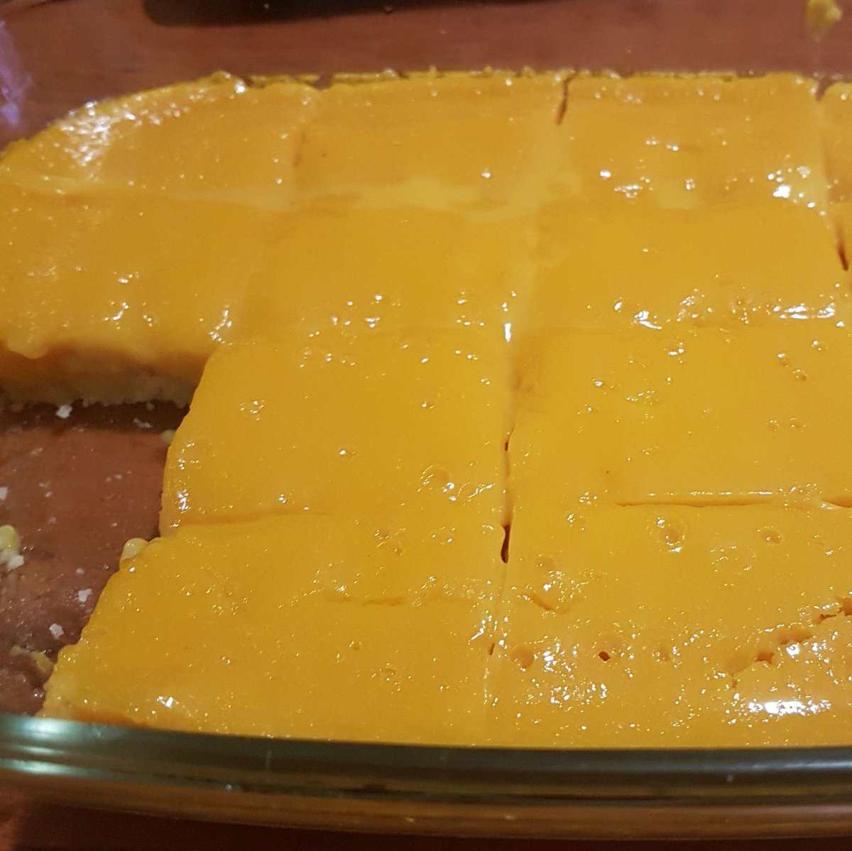 stridewallops's tweet photo. Any suggestions for what to do with tinned #mango puree? I've already made an eggless cake and a mango bar but I still have leftover puree. #baking #help #ideasneeded https://t.co/xuV3RAfCqp