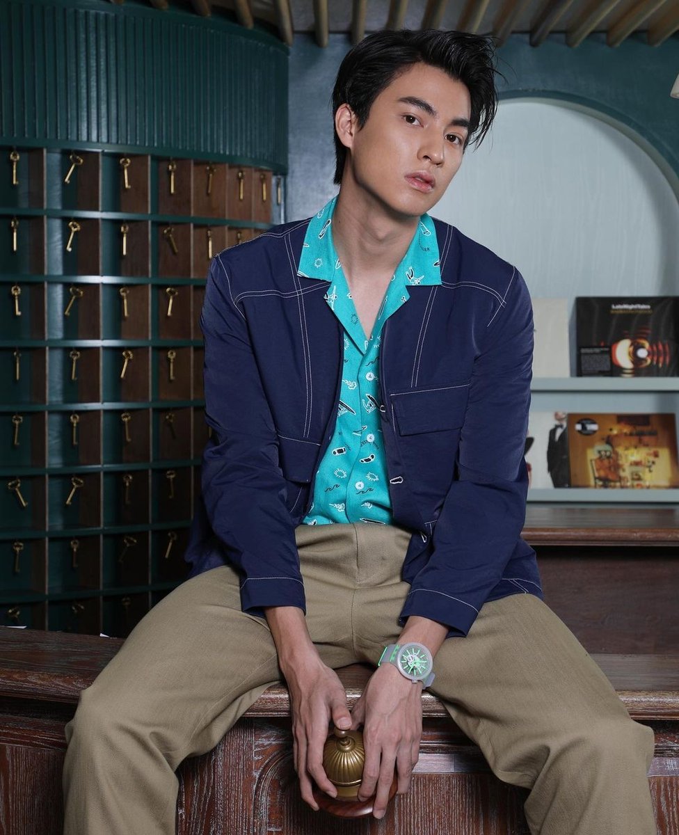 Surround Magazine.  #saveTHAIwearTHAIJuly 2020 https://www.instagram.com/p/CBmdUQTHxdb/?igshid=17wa8iuftsnv1 https://www.instagram.com/p/CBnJb7LnhIR/?igshid=n9tp1nad46ab https://www.instagram.com/p/CB9aG_RnPbT/?igshid=1l3bgntptl60s https://www.instagram.com/p/CB4wcP1nC02/?igshid=ememrlbylxb https://www.instagram.com/p/CB97ig-nCue/?igshid=18zu90yv1v4l6 https://www.instagram.com/p/CCBHekbHBH4/?igshid=dy6vbjlbw5jl https://www.instagram.com/p/CCHruD-nI-r/?igshid=1mh7a1puo1q2c https://www.instagram.com/p/CCKSrKYn5CL/?igshid=jhc63i2g9m9p #GulfKanawut