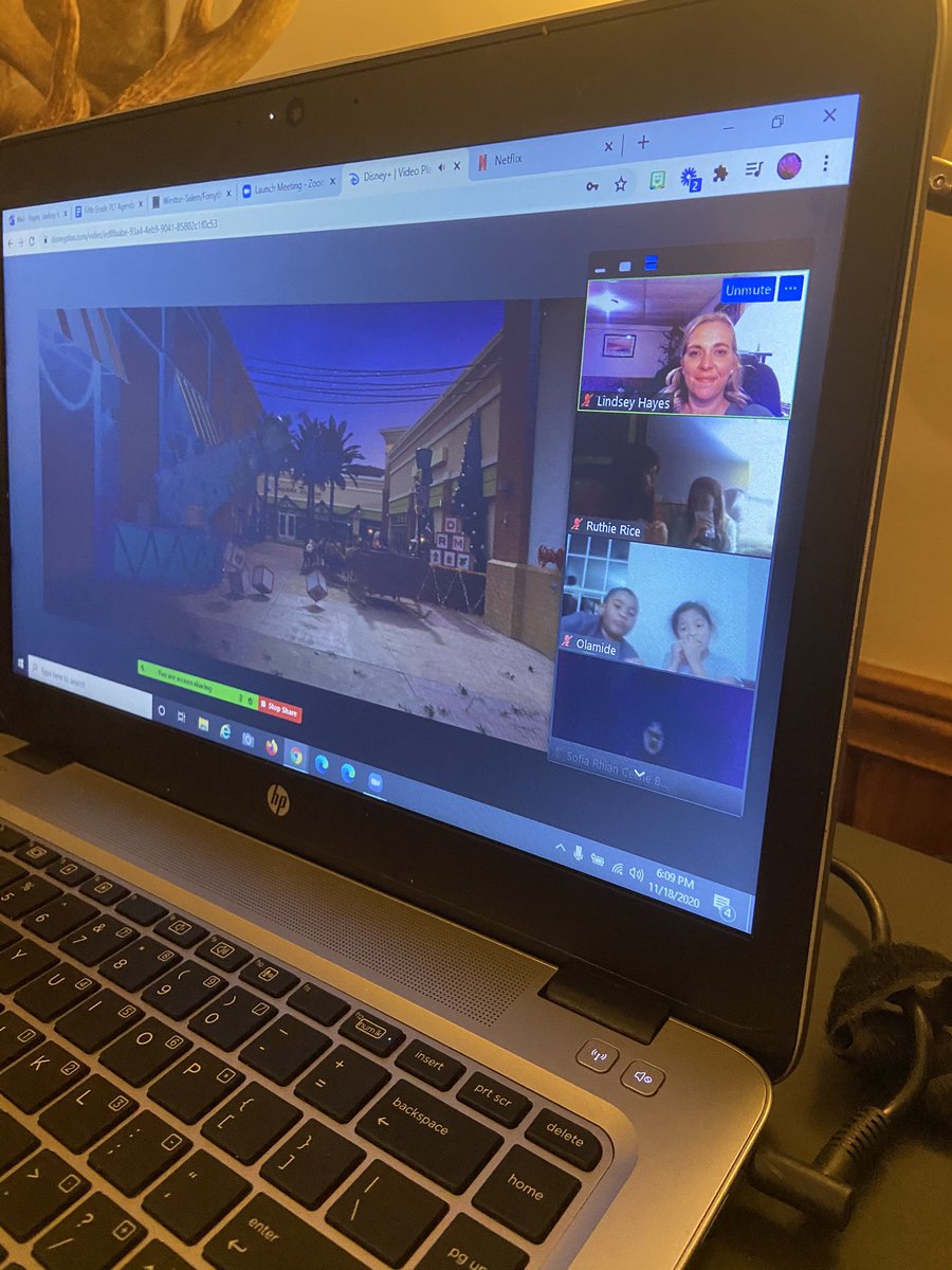 HayesHideaway tweet media