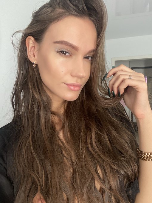 Goodnight :) https://t.co/3Rmt6oHn1K<a href="/tag/girl"class="tags"><span>#girl</span></a><a href="/tag/skinny"class="tags"><span>#skinny</span></a><a href="/tag/fetishmodel"class="tags"><span>#fetishmodel</span></a><a href="/tag/playtime"class="tags"><span>#playtime</span></a>