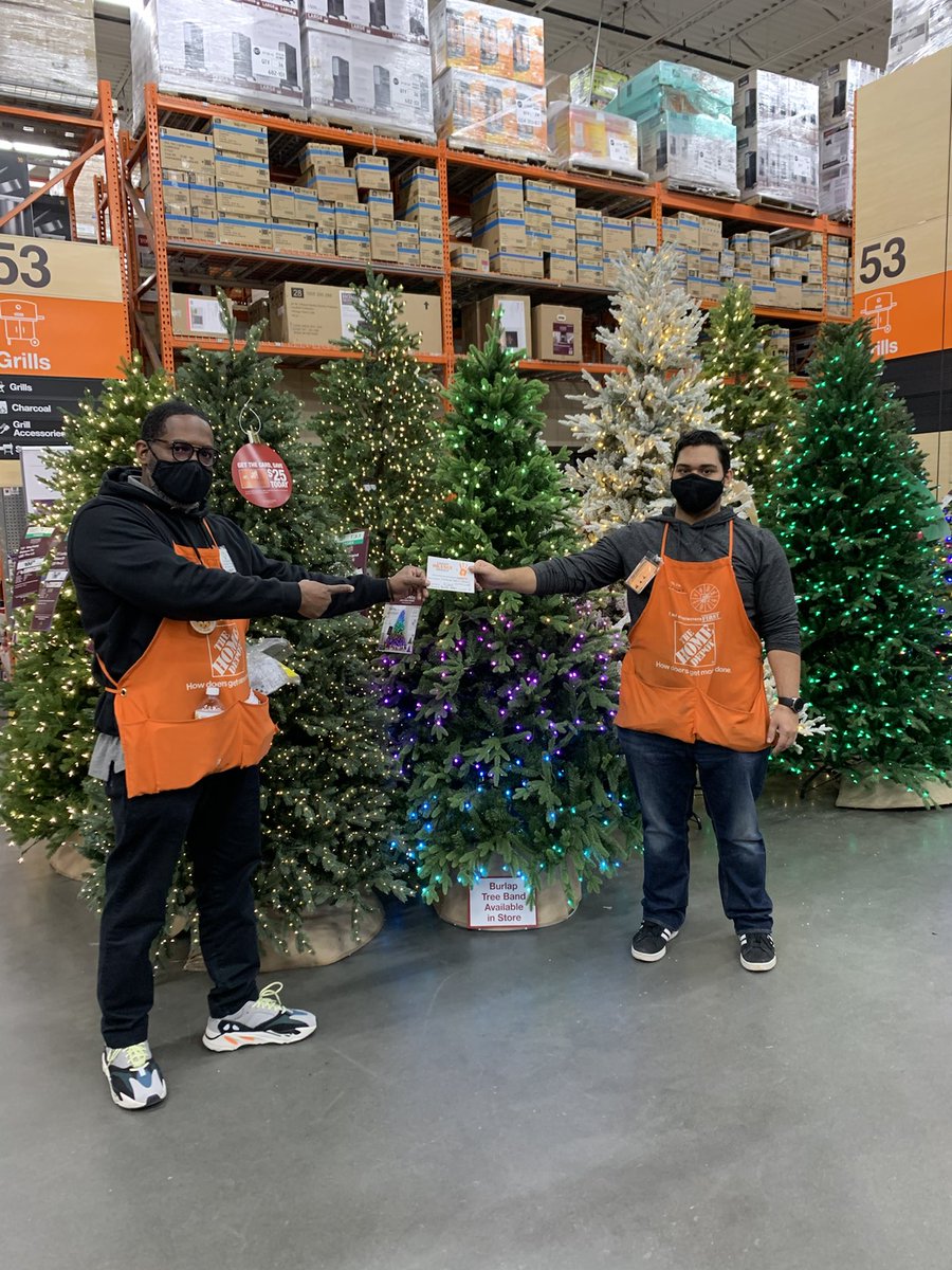 !!!!!Safe practice in our store thank you Adam!!!!!  #1277 ⁦<a href="/SL_leighton/">Leighton</a>⁩ ⁦<a href="/hdbosslady/">shondelle bo$lady</a>⁩ ⁦<a href="/JRosadoHD/">Josue Rosado</a>⁩ #ACESNYMSAFE1277