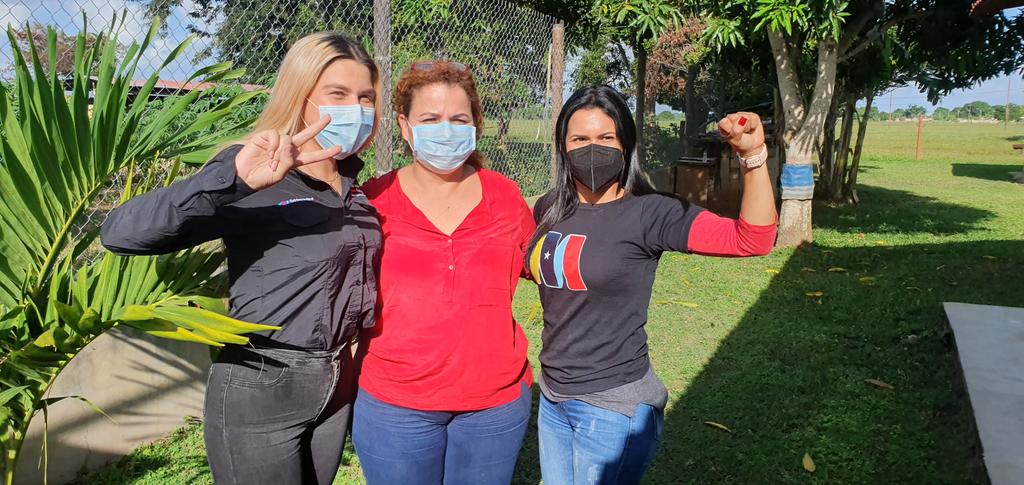 MariaVallenil15's tweet photo. La Tierra de la Curagua Municipio Aguasay en Victoria junto @PartidoPSUV @CCDarioVivasMon @Marlenycdc_ @dcabellor @EuribesGuevara @irisvarela con nuestra Gobernadora @_LaAvanzadora @dcabellor le garantizamos al Pdte @NicolasMaduro una AN  Patriotas y Chavista #6DGanaElPueblo https://t.co/aginU5Htxc