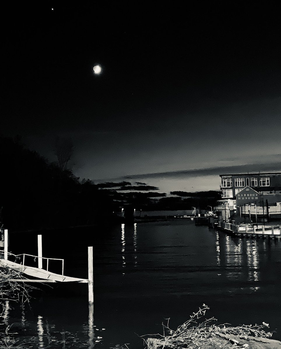 Sue Jewell tweet media