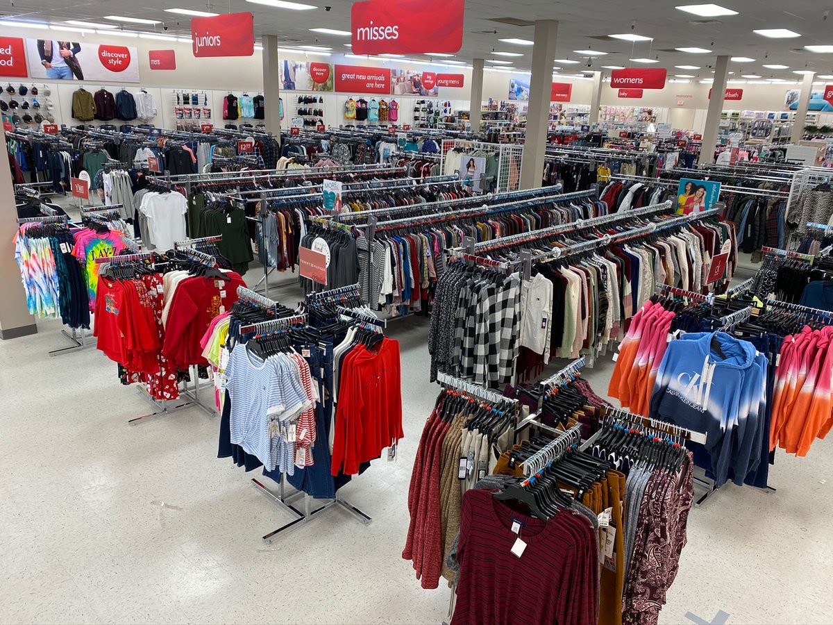 action_llc's tweet photo. @beallsinc WOW! You want to talk about beautiful! The new Burke's Outlet store is open in Carthage, TX!! What an awesome thing for a great town. Go by and check them out! #carthagetx #cre #realestate #actionproperties #burkesoutlet https://t.co/r22LiGkVEN