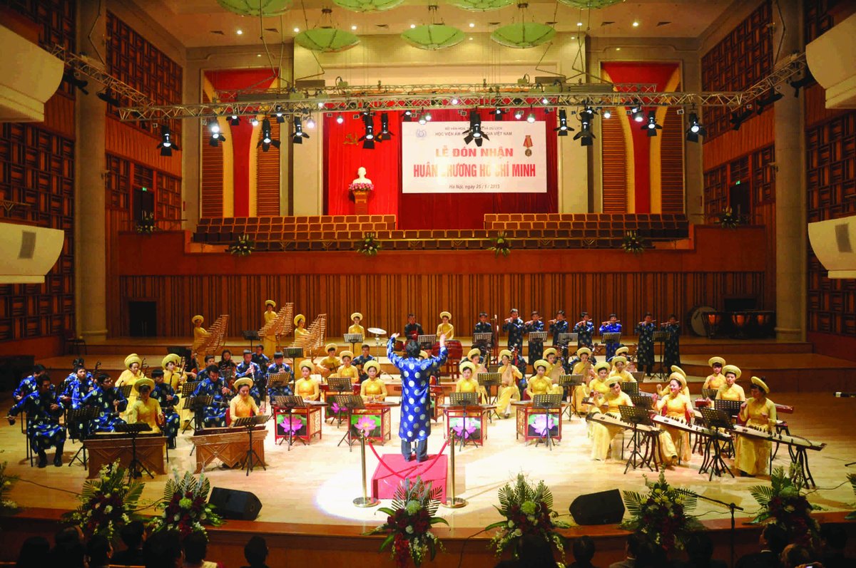 The Vietnamese Traditional Orchestra based in Hanoi, Vietnam. Established in 2009.Dàn nhạc Dân tộc Việt Nam https://vnam.edu.vn/NewsDetail.aspx?lang=&ItemID=9&CatID=29 #Orchestra  #OrchestraDiversity  #DiversityofOrchestra 42/