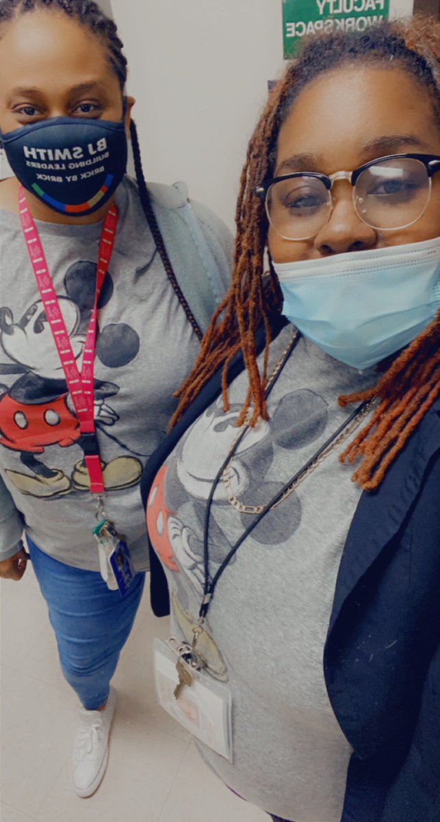 mstiffany_roane's tweet photo. When you wear the same shirt!!! #twinning #smithleopards #MickeyMouse #MickeyMouseDay #mickeymousebirthday #mickey92 @karlaswalker https://t.co/ar4hSkCv6U