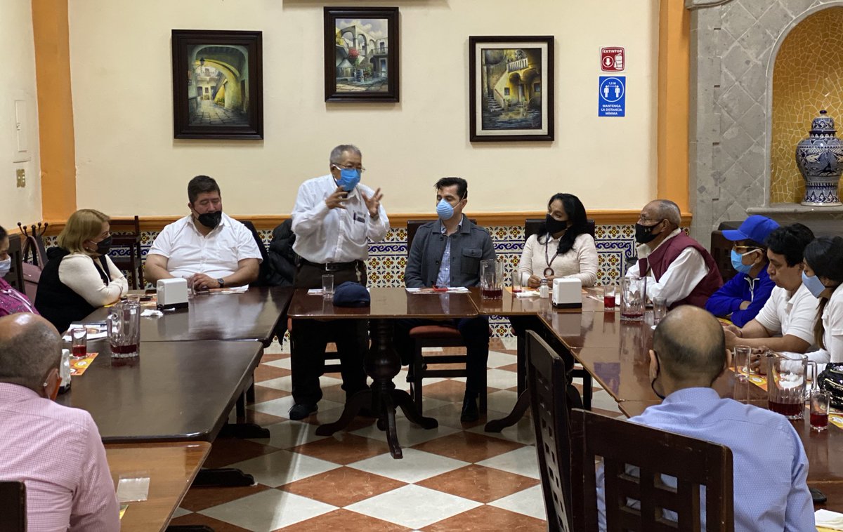 MgBranding's tweet photo. Entusiasmado de convivir con mi gran amigo #EduardoEscalona y miembros de la Confederación de Comerciantes.🧑🏻‍🌾👨🏻‍🌾

Las necesidades son muy claras: se requiere de la participación de todos☝🏻 para impulsar el #ConsumoLocal🤝 y apoyar a la reactivación económica en #Puebla. https://t.co/NC1iZwNC0w