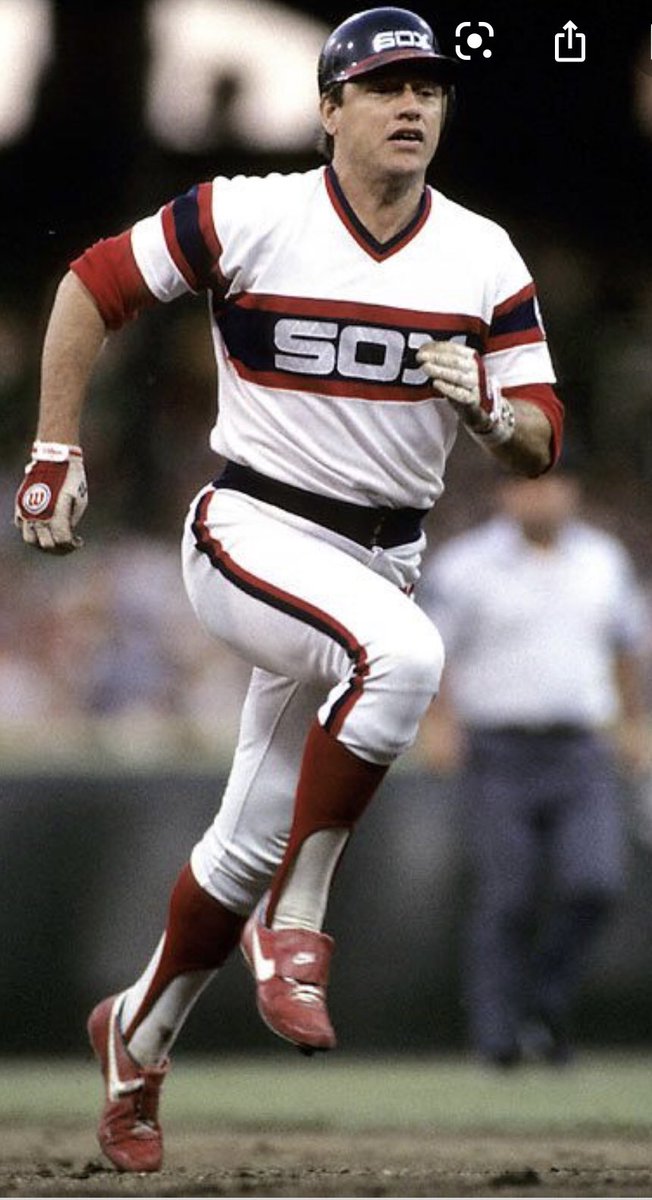 These have to be the gawd awful ugliest uniforms. Bring back the red and white. Reminds me of these 👎