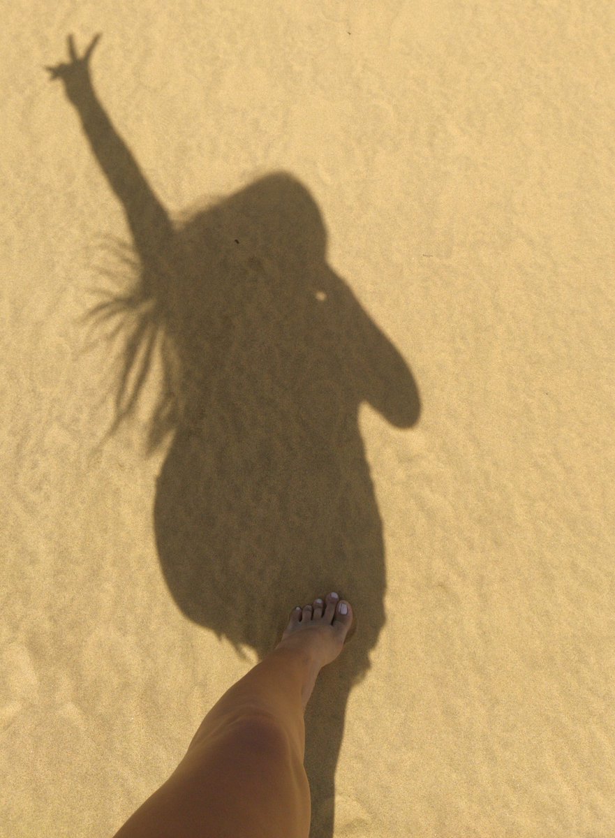 QUEENKATTH's tweet photo. Quiero tenerte arrodillado ante mi pies https://t.co/Qzu9F1DVeT