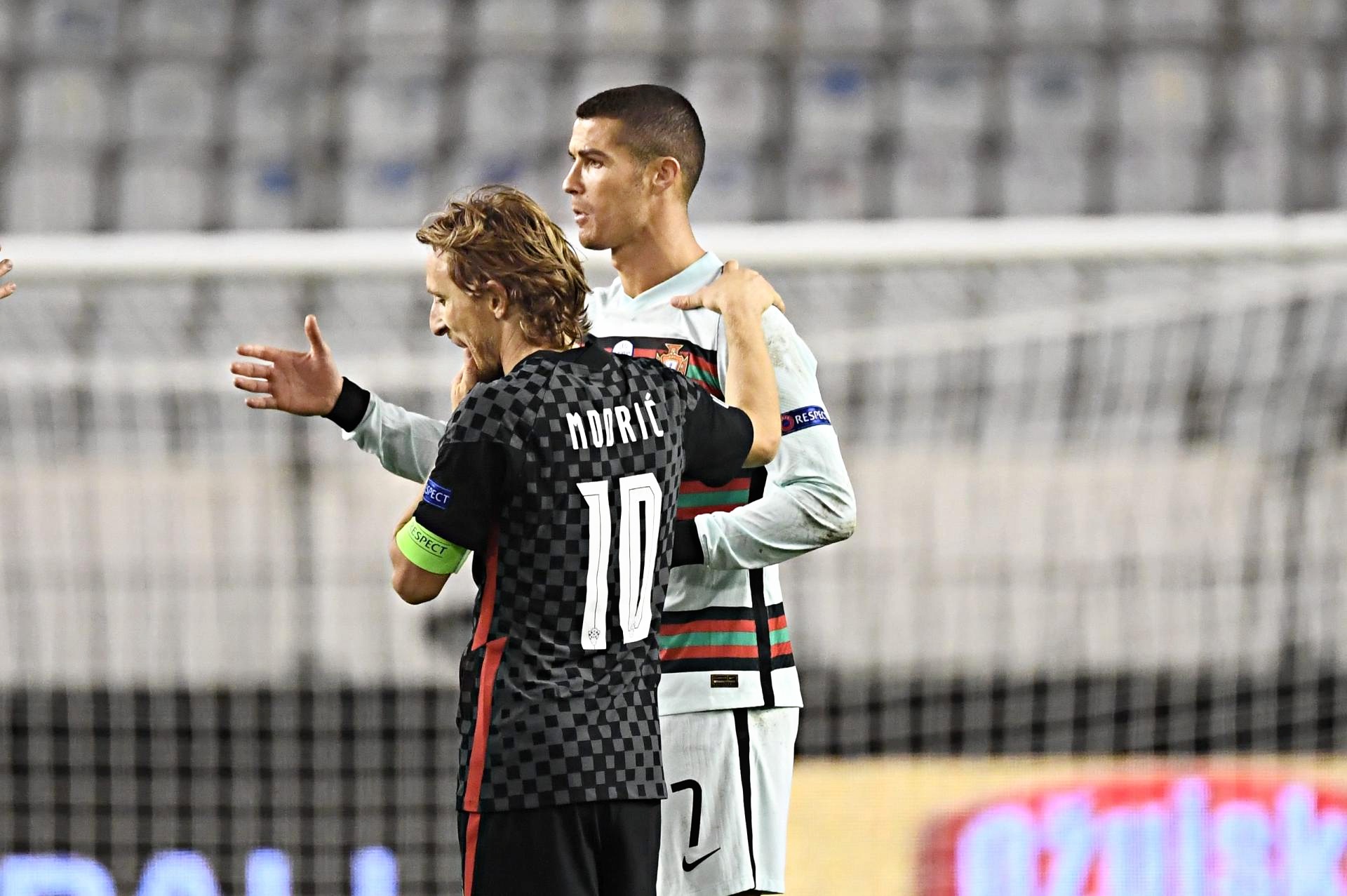 Usari 02 なんかロナウドとモドリッチの仲良し写真がまた増えてる Ronald And Modric November 17 Usari 02 なんかロナウドとモドリッチの仲良し写真がまた増えてる Ronald And Modric November 17