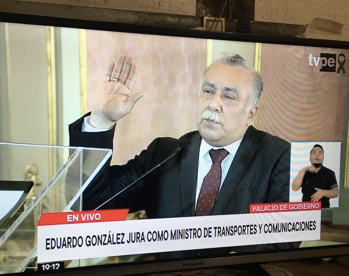 Carlos León Moya tweet media