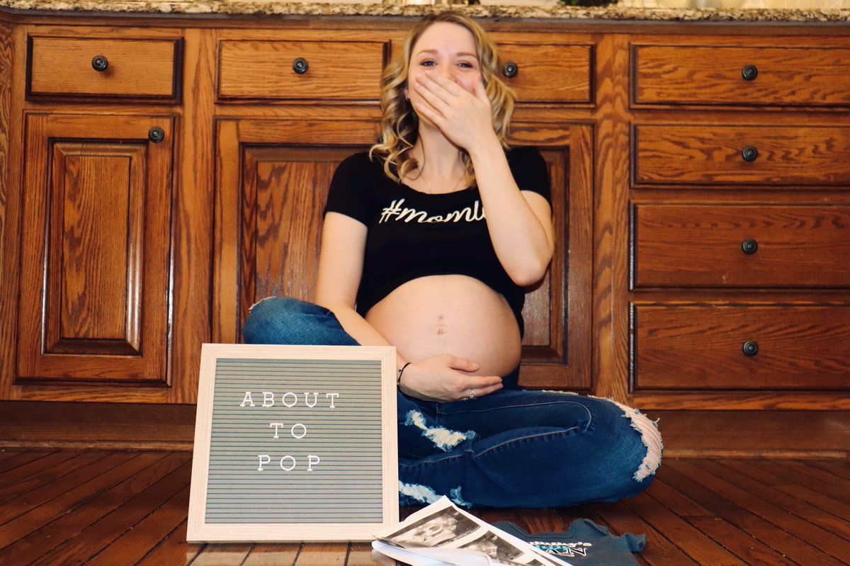 DaleighReed's tweet photo. •about to pop• 
this boy can’t come soon enough 🥺 https://t.co/GJh7IRBxAQ