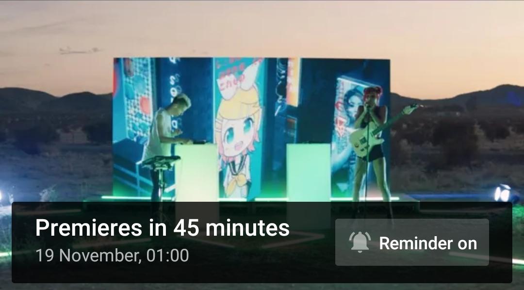 swollenseas's tweet photo. I'm so excited! Thank you for this @lights 🙌 https://t.co/0MI01g1Wlt
