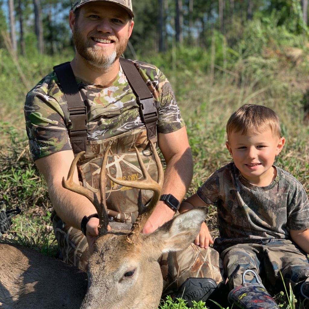 Captain_Carsen's tweet photo. Not the biggest trophy but a great memory with my son nonetheless. https://t.co/C3gRAwfBeC