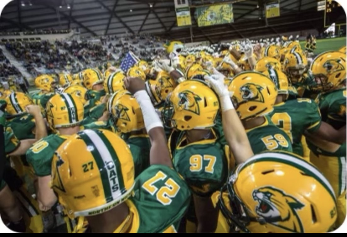 BornhoeftChris's tweet photo. Proud to say that I will be announcing my commitment to the University of northern Michigan! I would like to thank all of my family, friends and coach’s who helped me get here and gave me an opportunity to compete at the next level! @PSfootballAs1 @KirbyCannon4 @coachchavez61 https://t.co/WAKstOexcu