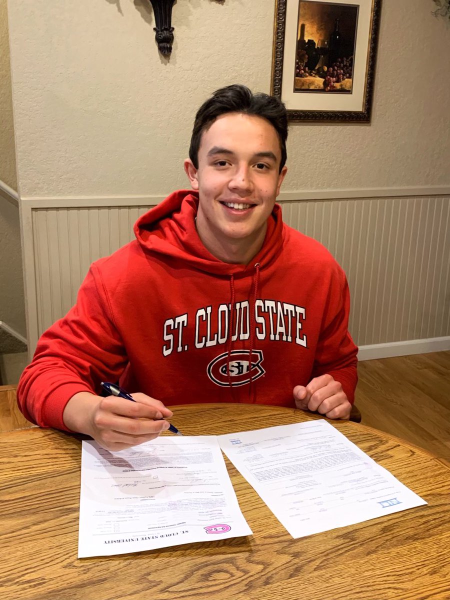 Congratulations to <a href="/joshluedtke3/">Josh Luedtke</a> on signing his NLI with @SCSUHUSKIES_MH! Let’s keeping adding to the list!! 🥳