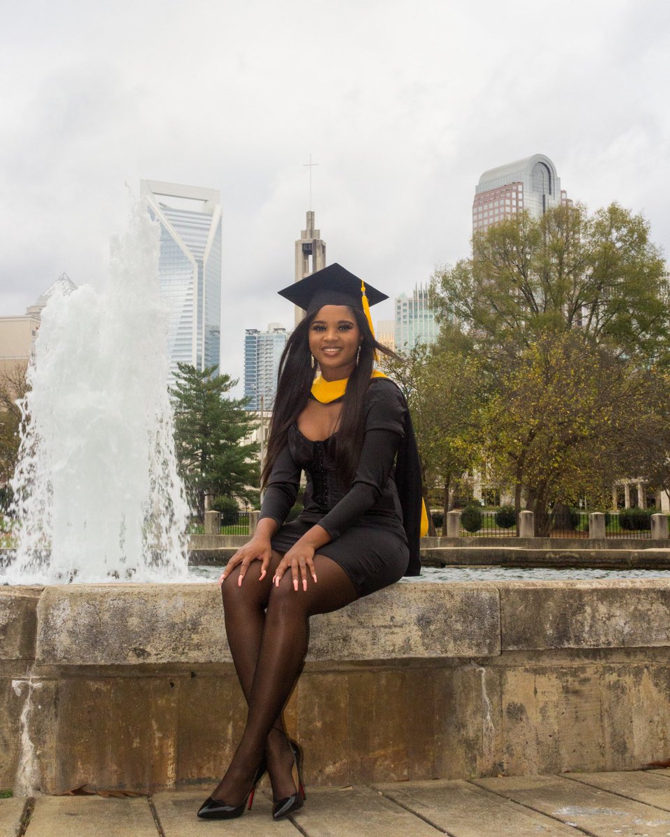 _LittleKay's tweet photo. Degreed 2x ‼️
K’Lynn Beal, MA ✨
Price definitely went up ✅ https://t.co/nCSwDlyDML