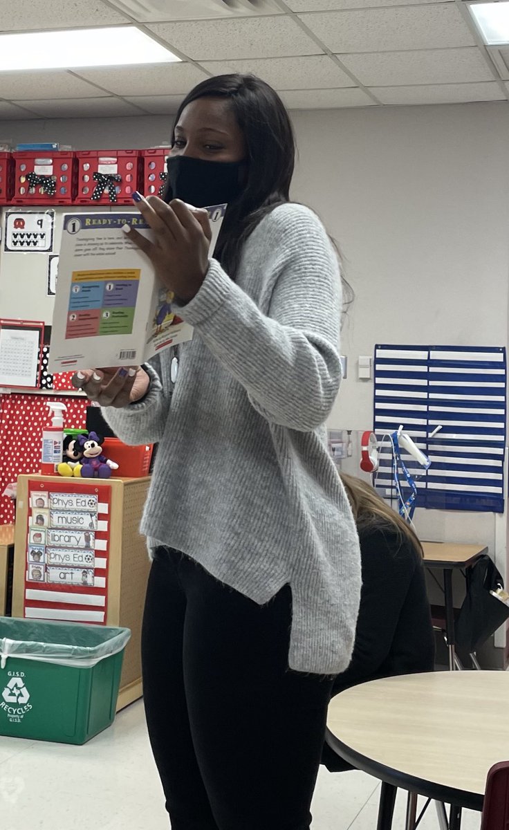 DarlaDona's tweet photo. Proud teacher moment today when one of your former kinder students that is now your high school inter ROCKED her lesson today! #gisd @Dorsey_Wildcats @SHS_Mustangs https://t.co/SHPub9tc7e