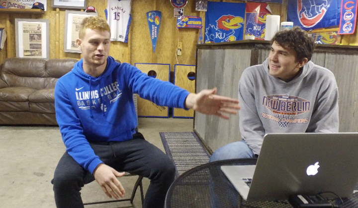 Channel1450com's tweet photo. Live Rewind: Max Day and Hunter Stockton Talk Waverly Title Part Two: https://t.co/Hai24r2pIe https://t.co/NpbvuXnP5J