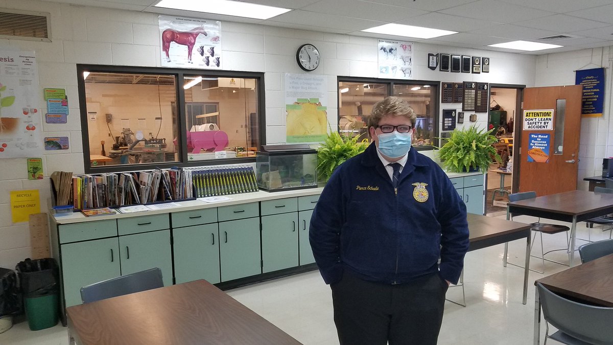 loudonj1's tweet photo. Proud of all three of these individuals for Qualifying in sub districts and making history @gtownffa by competing in our first district virtual Job Interview Contest. Maddie placed 3rd in district. Awesome job! https://t.co/WLvpzWcFhJ