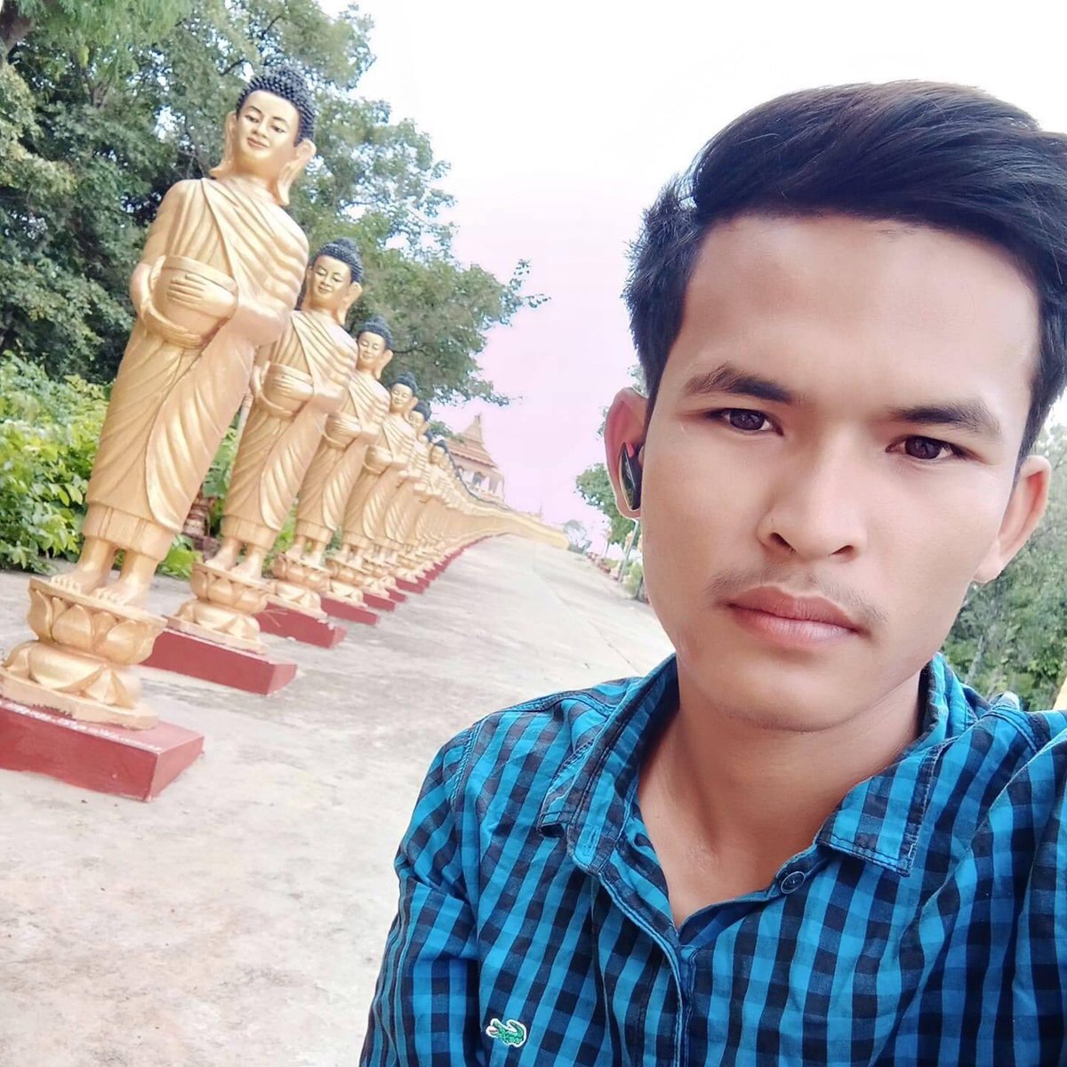 jing64893947's tweet photo. ស្ទាវ​ធំណាស់ https://t.co/R183b92cG1