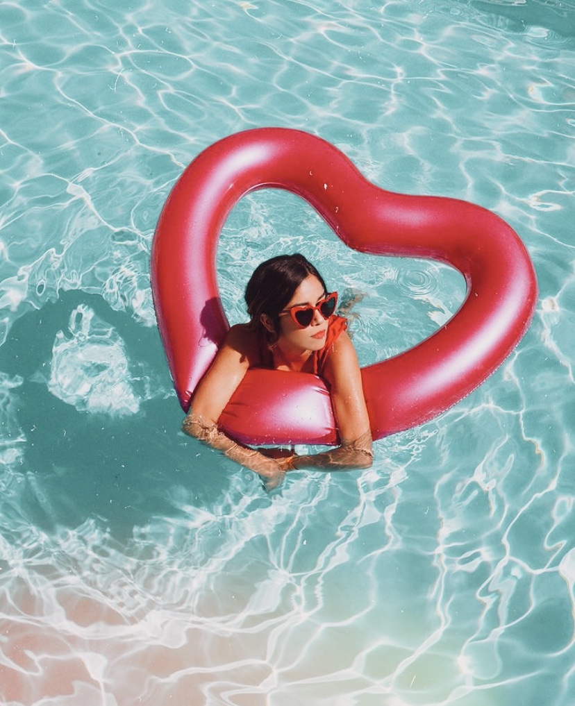 HotelPaseo's tweet photo. Soak up the sun 💕☀️  #FindYourPath #ExactlyLikeNothingElse
Photo: @luisaferss⠀ https://t.co/eq9VsdlNOE