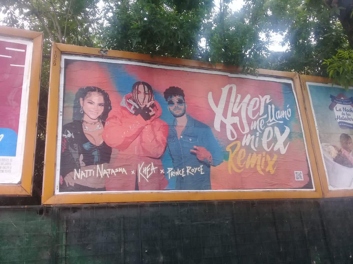 CZcomunicacion's tweet photo. #AMLMEREMIX en las calles de Buenos Aires 🥵🚨
@kheayf @NattiNatasha @PrinceRoyce https://t.co/jYb2sTnFHL