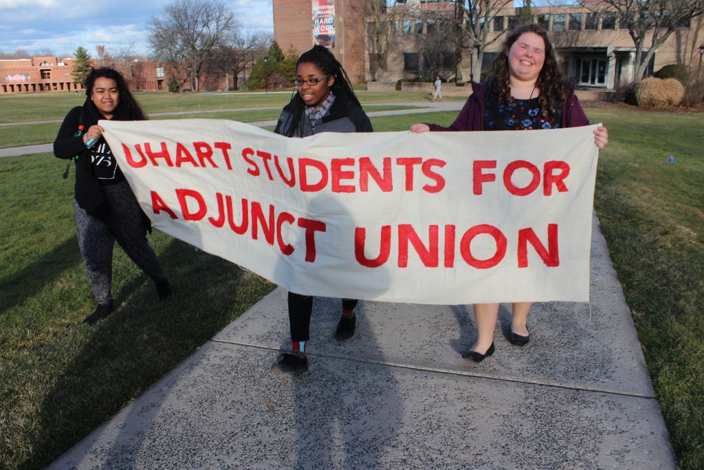 Adjunct faculty at UHart need your support. Tell President Woodward they deserve fair pay buff.ly/3fbYerE <a href="/seiu/">SEIU</a> <a href="/NewFacMajority/">New Faculty Majority</a> #1u