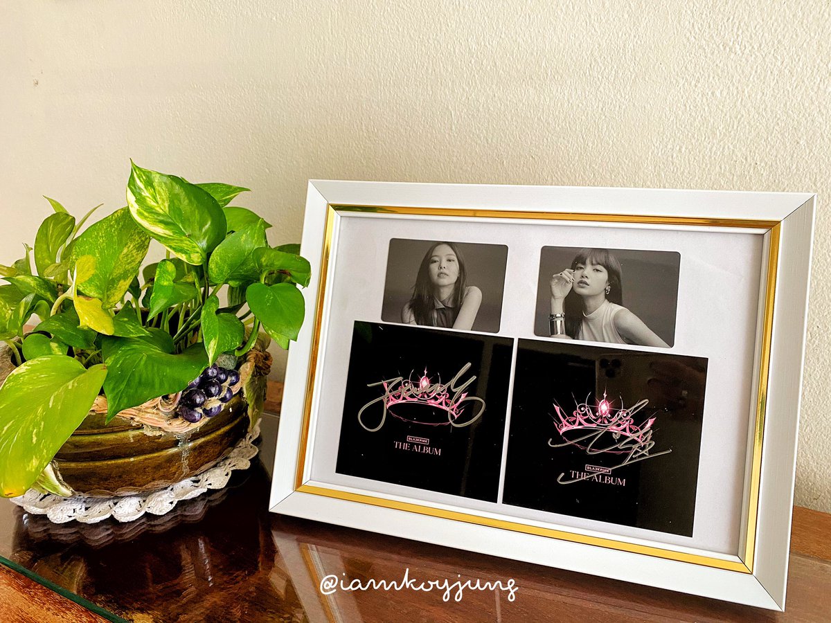 iamkoyjung's tweet photo. 💋JENLISA in my Area..ได้มุมใหม่ของห้องละ ระหว่างรอไซน์อีก2เมมเบอร์~ ☺️😉♥️
#JENLISA #JENNIE #LISA https://t.co/dAiahT65mz